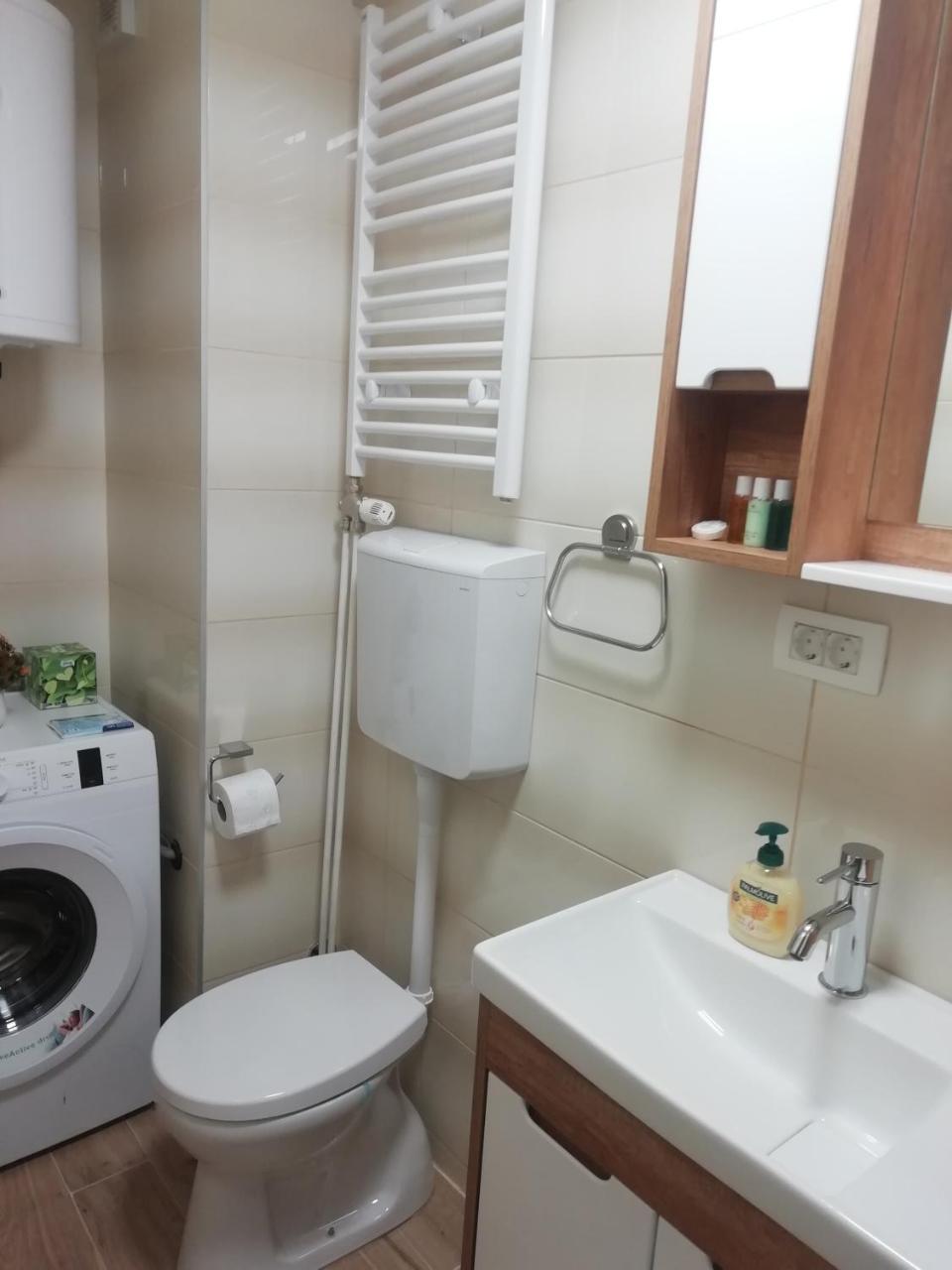 Apartman Centar 1 Užice Buitenkant foto