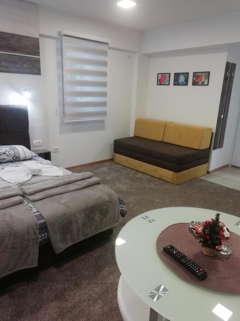 Apartman Centar 1 Užice Buitenkant foto