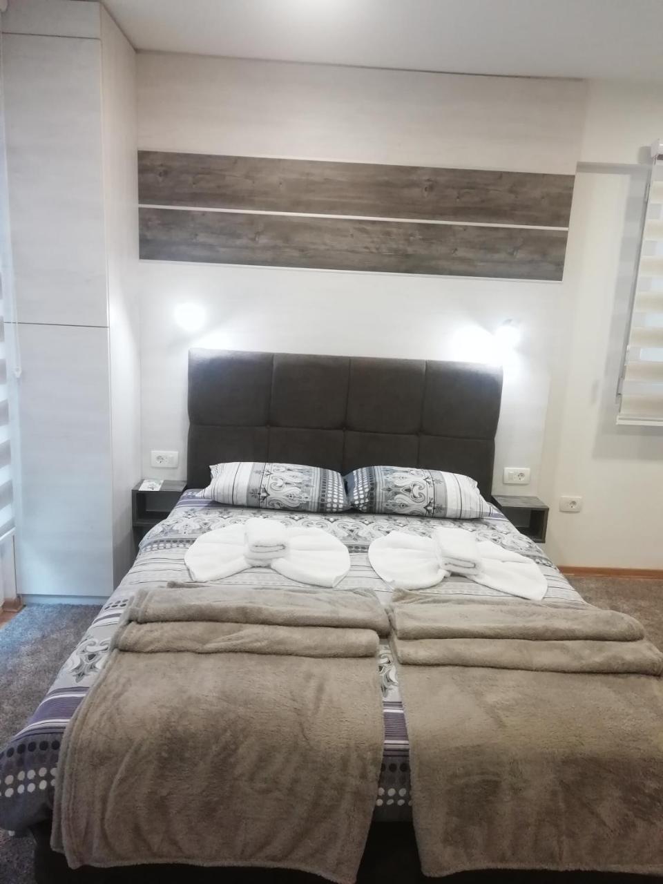 Apartman Centar 1 Užice Buitenkant foto
