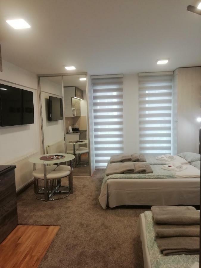 Apartman Centar 1 Užice Buitenkant foto